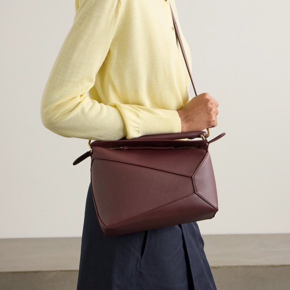 *SOLD* NWT Loewe small edge puzzle bag in dark burgundy - Picture 5 of 16